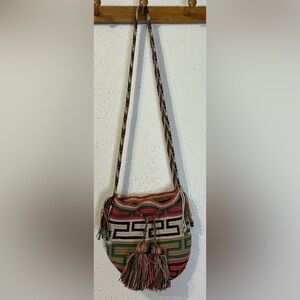 Hand Woven Bucket Purse/Crossbody